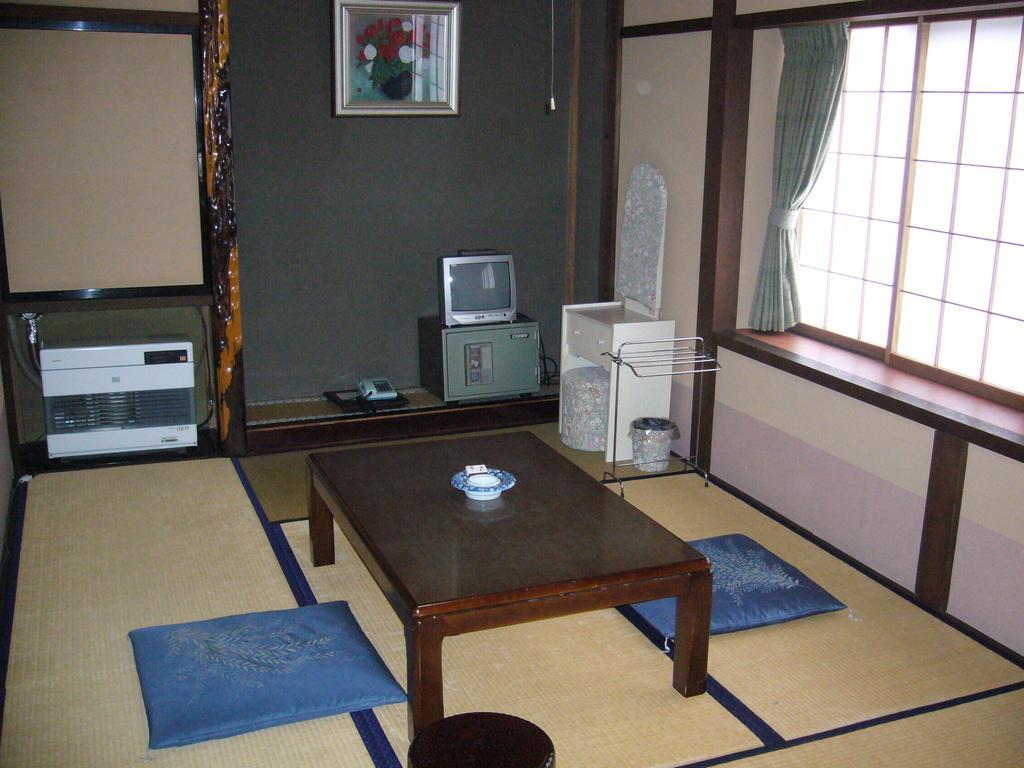 Hotel Shitanda Takayama  Zimmer foto